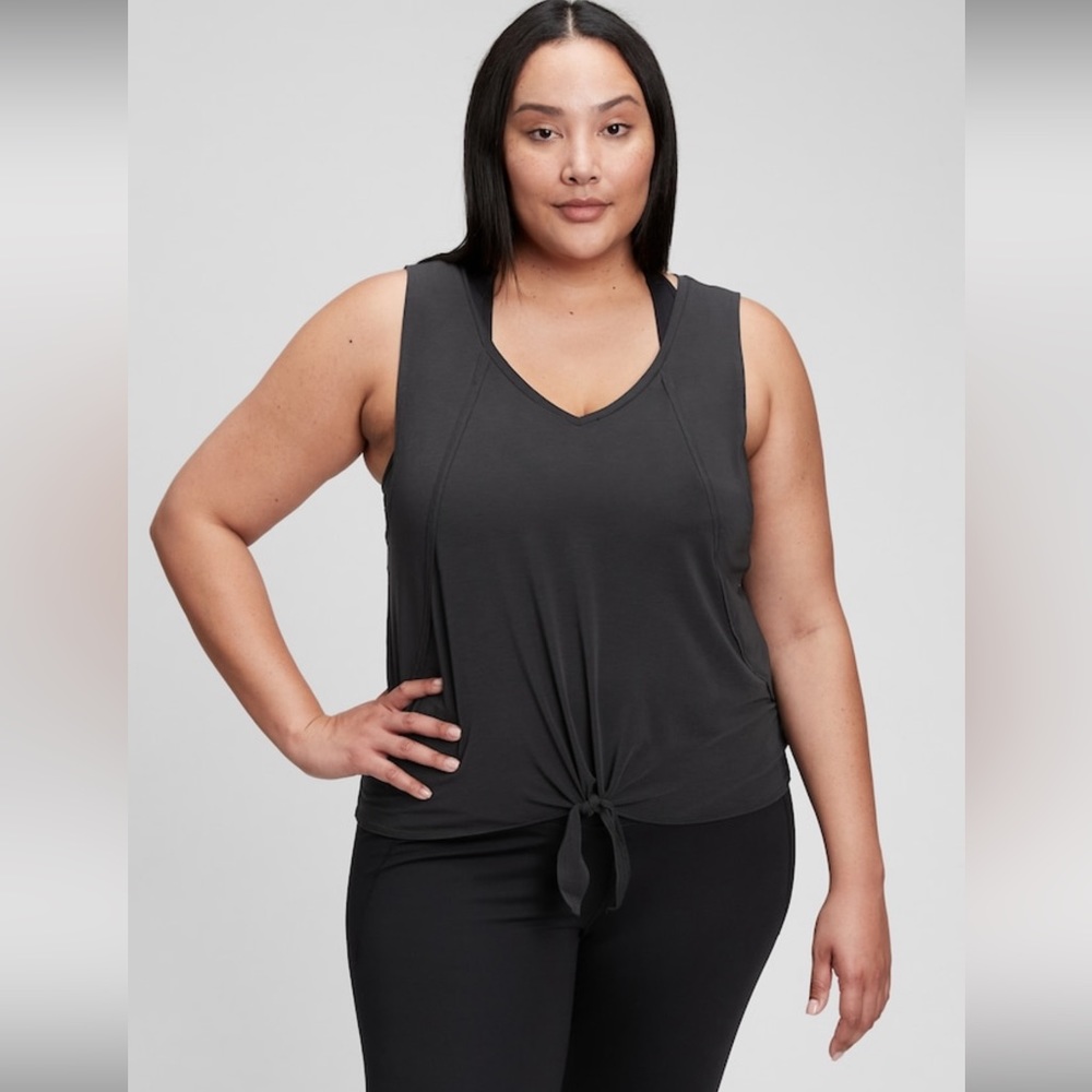 *New* GapFit Breathe V-Neck Knot-Front Tank Top (black, large petite)